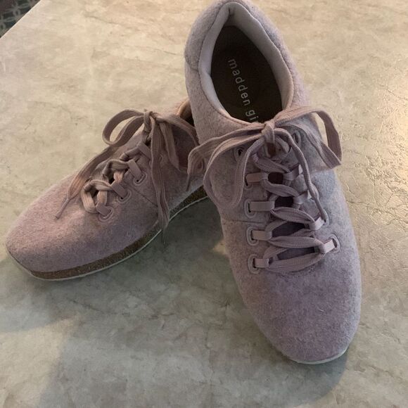 MADDEN GIRL Pink Sneakers 8 - Picture 1 of 6